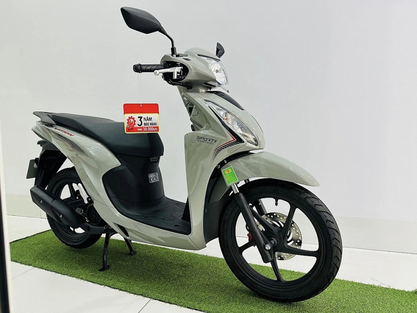 Honda vision  phiên bản thể thao có giá bao nhiêu trong tháng